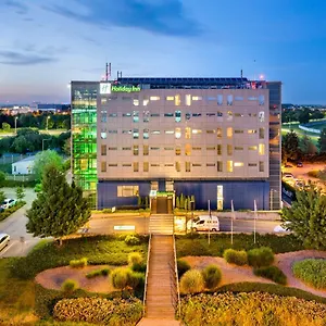 Airport By Ihg Hotel Praga